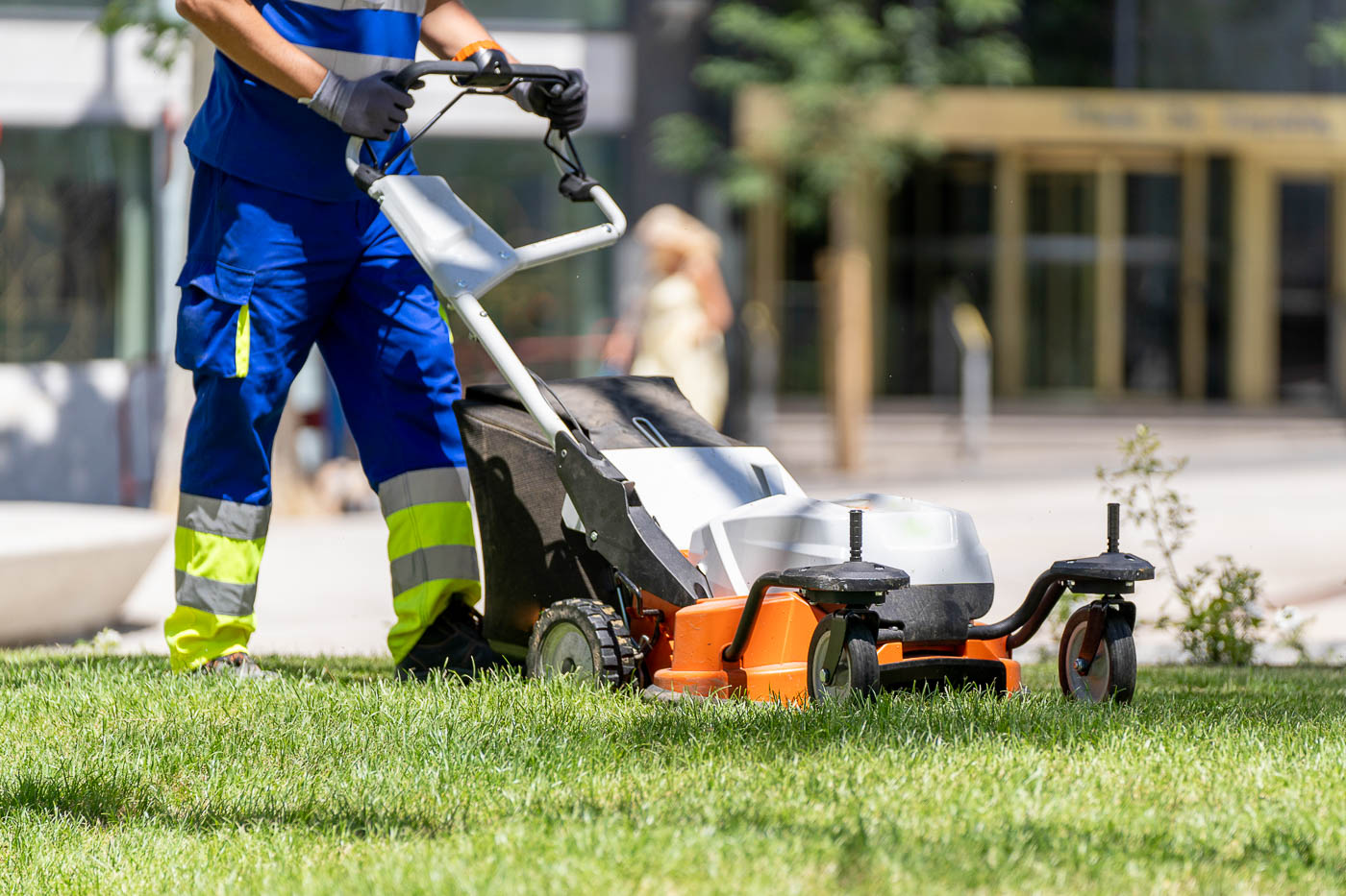 Lawn Mowing Services For Spring Preparation