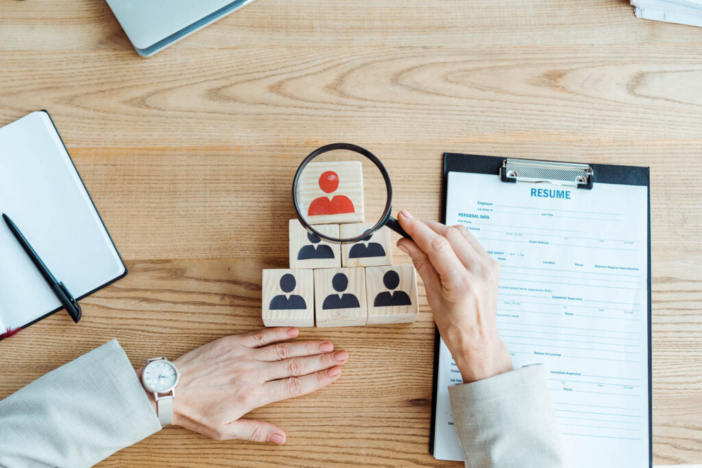 Reviewing Resumes And Selecting The Right Landscaping Candidates