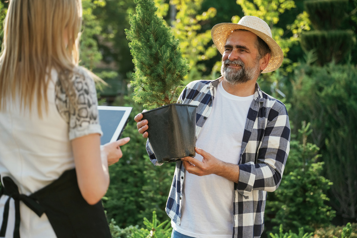 Understanding Customer Lifetime Value in Lawn Care